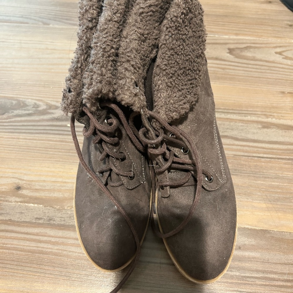 ankle boots